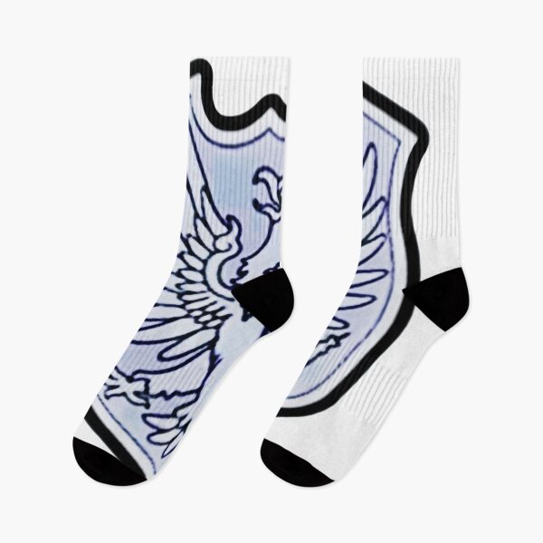Artikelvorschau, Silbernes Adlerwappen im Anime-Stil – Majestätisches geflügeltes Symbol der Tapferkeit entworfen und verkauft von AbnormalAdorn.
