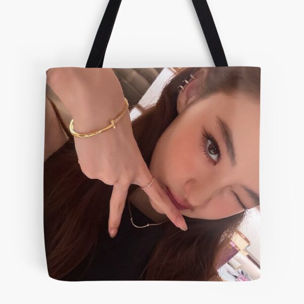 Artikelvorschau, MEOVV 미야오 MEOVV KÖRPER MEOVV TOXIC ELLA MERCH MEOVV entworfen und verkauft von Valereekmerch.