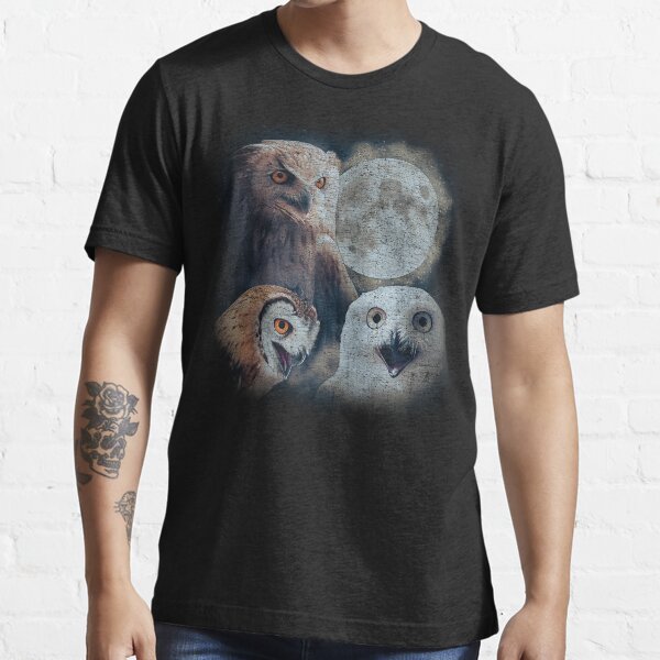 Artikel-Vorschau von Drei Eulen Lustige T-Shirts im Vintage Stil, Retro Silly Owl Moon T-Shirt, Lustiges Natur Shirt, Seltsame Geschenke, 90er Eulen T-Shirt, Lustiges Y2k, designt und verkauft von Rosqzz.