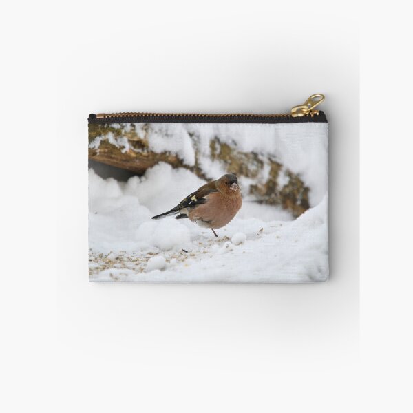 Artikelvorschau, Schnee und Samen. Buchfink entworfen und verkauft von Jouko Lehto Photography.