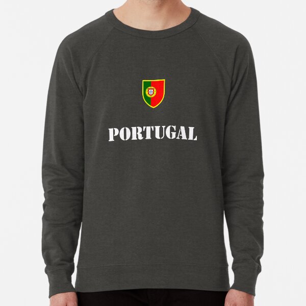 Artikel-Vorschau von Portugal-Fußball-Flaggen-Abzeichen, designt und verkauft von vladocar.