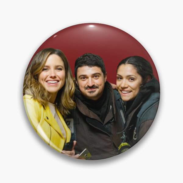 Item preview, Un elenco de Chicago designed and sold by Toby’s Treasures.