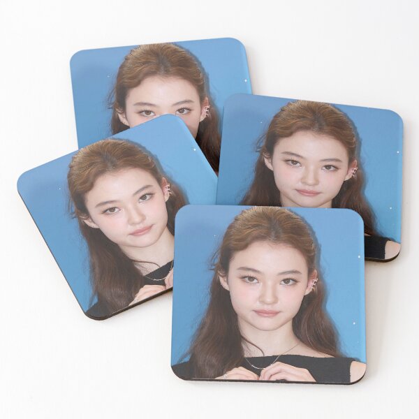 Artikelvorschau, MEOVV 미야오 MEOVV KÖRPER MEOVV TOXIC ELLA MERCH MEOVV entworfen und verkauft von Valereekmerch.