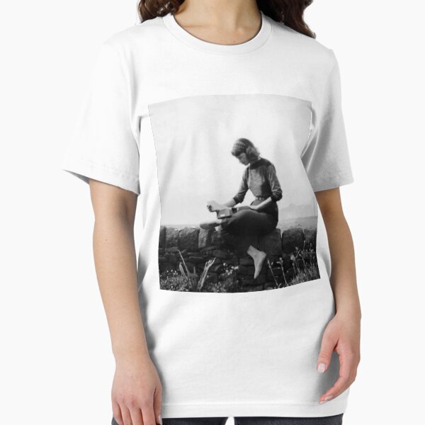 Item preview, Sylvia Plath iconic portrait typing outdoors designed and sold by Oqueartecura.