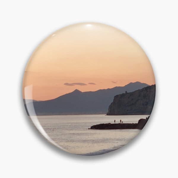 Artikelvorschau, Blick auf den Sonnenuntergang am Meer bei Finale Ligure entworfen und verkauft von Quoppidou.