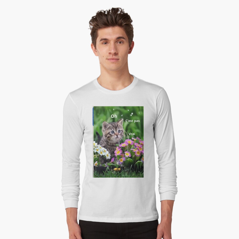 Aperçu de l'œuvre T-shirt manches longues créée et vendue par charlolo.