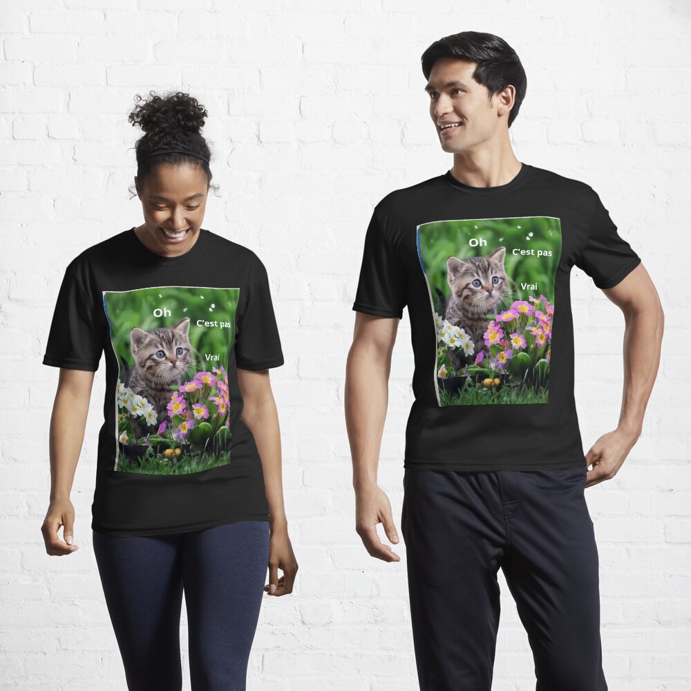 Aperçu de l'œuvre T-shirt respirant créée et vendue par charlolo.