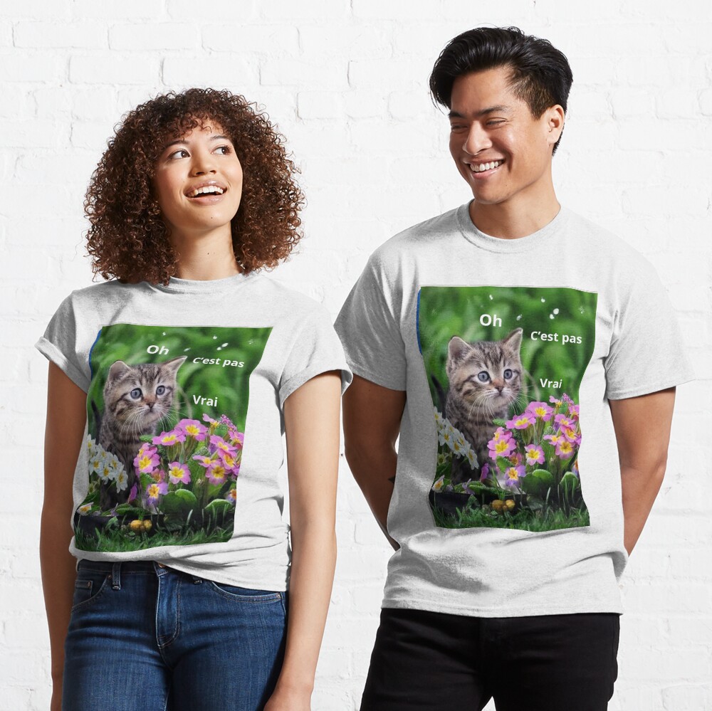 Aperçu de l'œuvre T-shirt classique créée et vendue par charlolo.