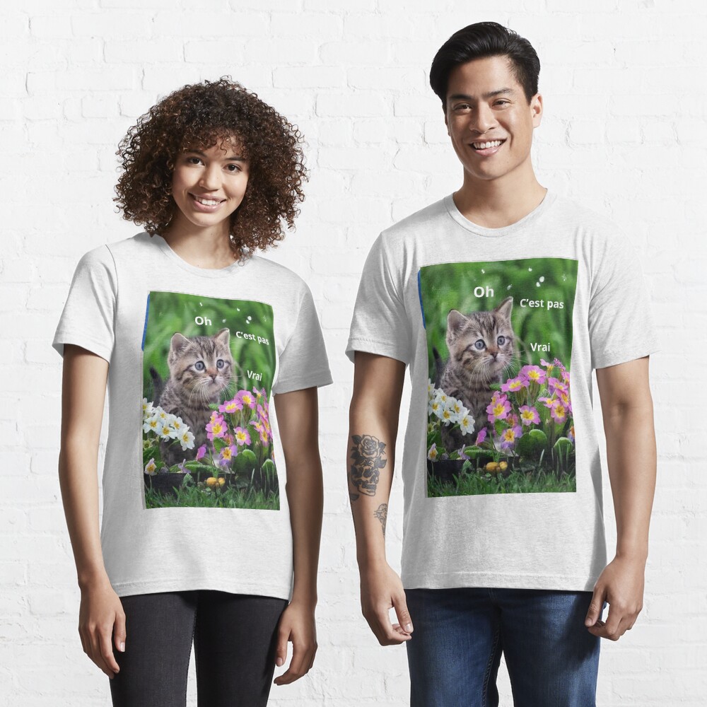 Aperçu de l'œuvre T-shirt essentiel créée et vendue par charlolo.