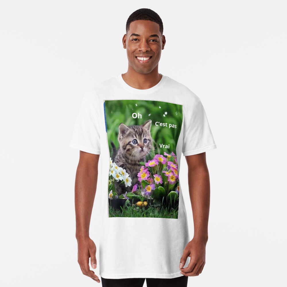 Aperçu de l'œuvre T-shirt long créée et vendue par charlolo.