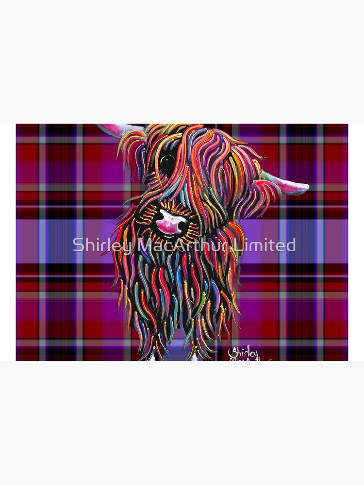 Aperçu 2 sur 2. Housse d'ordinateur avec l'œuvre ScoTTiSH HiGHLaND CoW 'TaRTaN CoLLy P' PAR SHiRLeY MacArTHuR créée et vendue par ShirleyMacA.