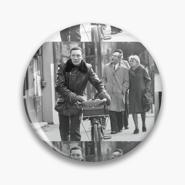 Item preview, vr 3803 / finition 2025 -  Olivier Reporter Photo sur: 68 - Les Gens de Paris 1975  - Okaio-Umin Créations Olavia-Olao designed and sold by o.okaïo.