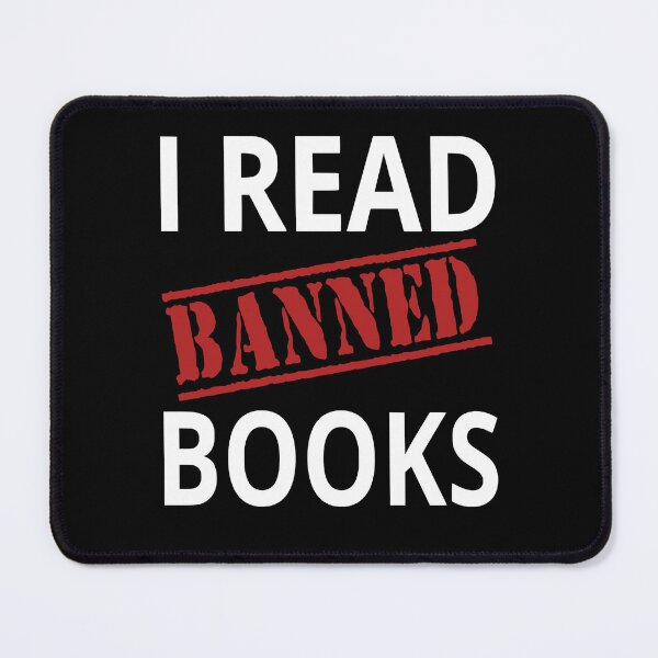 Aperçu de l'œuvre Je lis des livres interdits créée et vendue par coolfuntees.