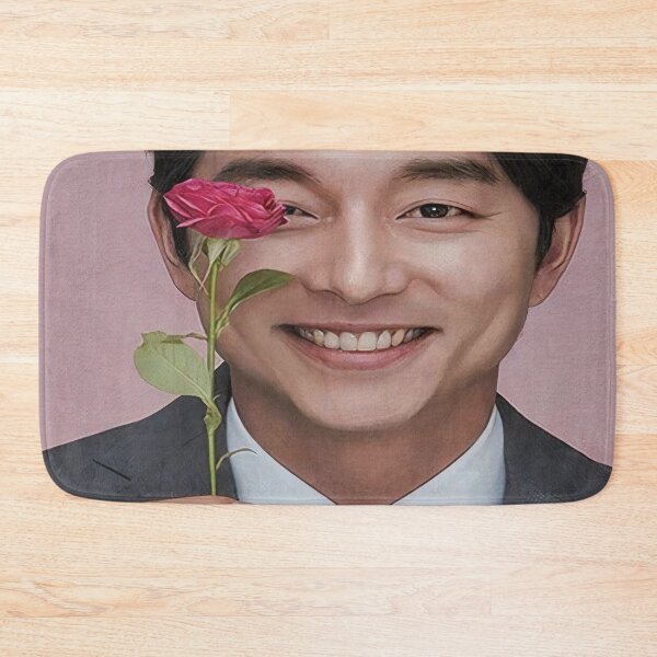 Artikelvorschau, Gong Yoo, eine rote Rose für dich entworfen und verkauft von mondy4.