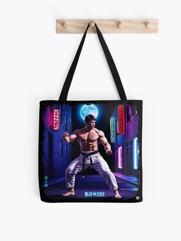 Aperçu 1 sur 2. Tote bag avec l'œuvre BUSHIDO. créée et vendue par Vinidal.