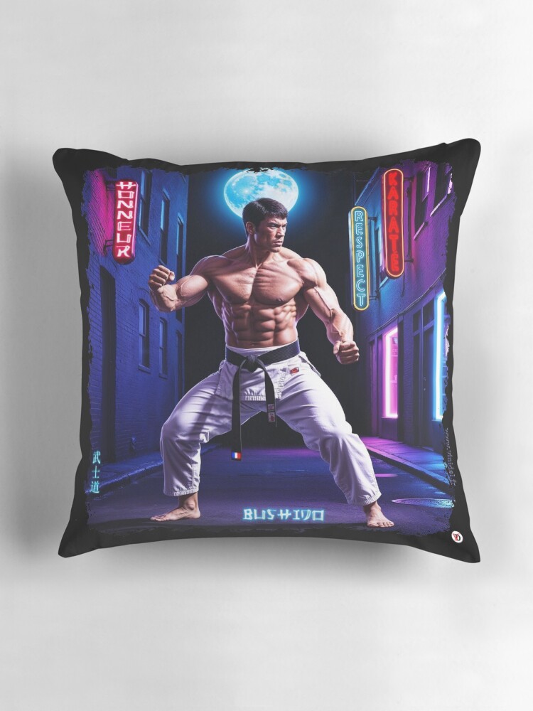 Aperçu 3 sur 4. Coussin avec l'œuvre BUSHIDO. créée et vendue par Vinidal.