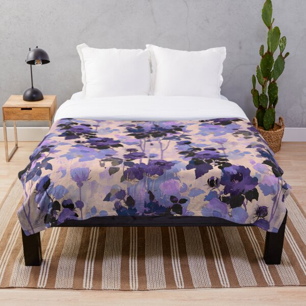 Artikelvorschau, Stimmungsvolles lila Rosenmuster - elegantes florales Aquarelldesign entworfen und verkauft von lemonjam.