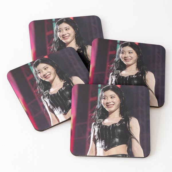 Artikelvorschau, ITZY GOLD, EINGEBILDETER FREUND, CHAERYEONG MIDZY entworfen und verkauft von Valereekmerch.
