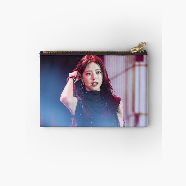 Item preview, ITZY GOLD IMAGINARY FRIEND YUNA MIDZY designed and sold by Valereekmerch.