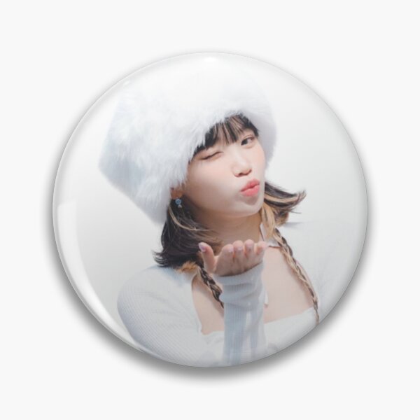 Item preview, Kim Chaewon blow a kiss designed and sold by EvelinaFah.