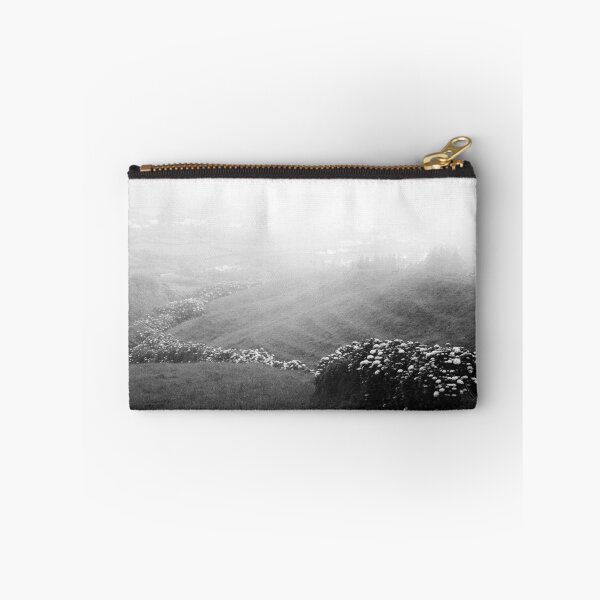 Artikelvorschau, Minimalistische Landschaft entworfen und verkauft von Gaspar Avila.