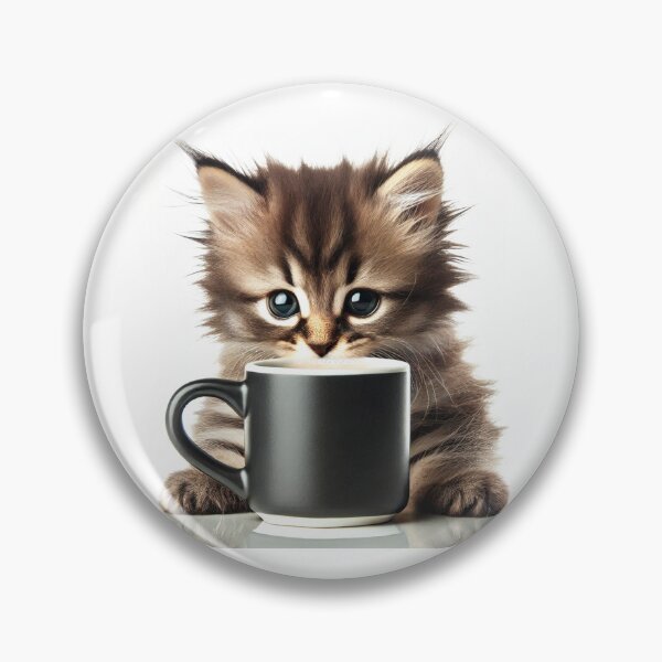 Artikelvorschau, Ein kleines beiges Kätzchen / eine beige Katze mit einer Tasse schwarzen Kaffee. entworfen und verkauft von Vetagio.