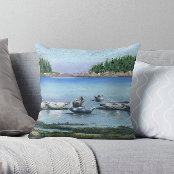 Seals of Bic Park Throw Pillow