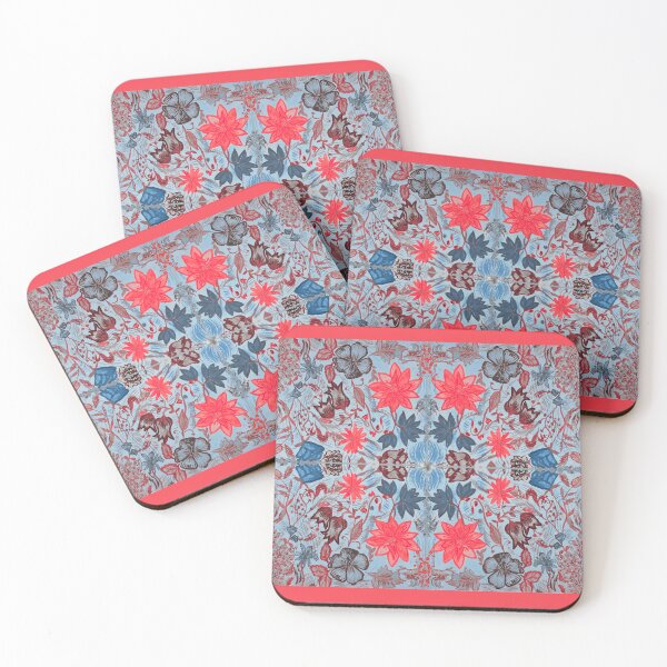 Artikelvorschau, Vintage Blumen Kaleidoskop in Rot und Blau Kissen entworfen und verkauft von AlienTechs.