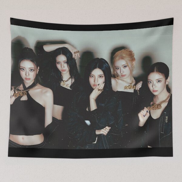 Item preview, GOLD ITZY (KPOP)  designed and sold by jaofnn.