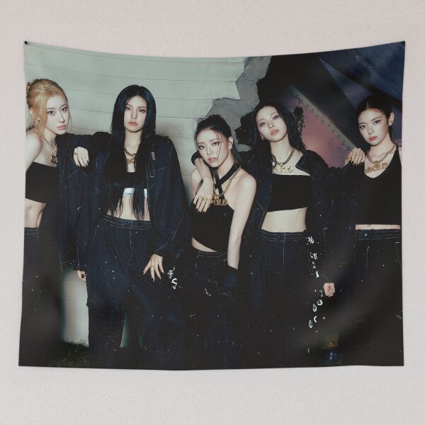 Item preview, GOLD ITZY (KPOP)  designed and sold by jaofnn.