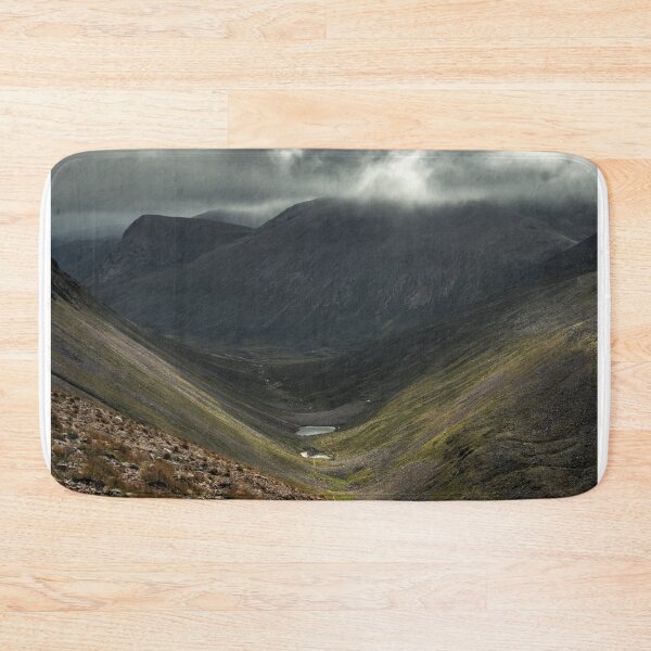 Artikelvorschau, Ein Blick auf den Ghru entworfen und verkauft von Jamie  Green.