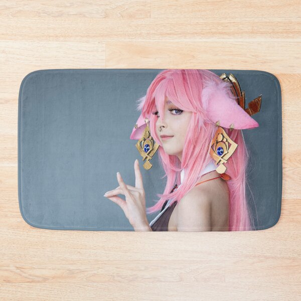 Artikelvorschau, Cosplay-Charakter mit rosa Haaren entworfen und verkauft von Pixel Press Prints.