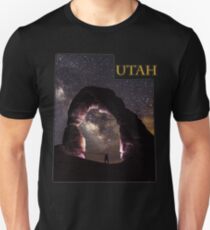 Utah State Outline - Delicate Arch in Arches National Park Unisex T-Shirt