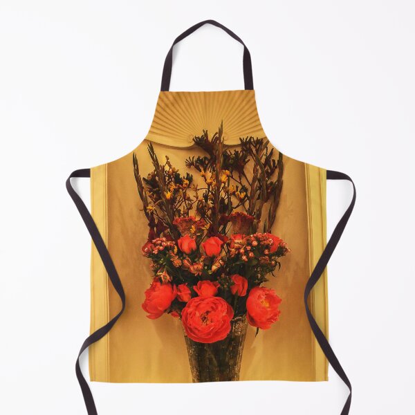 Artikelvorschau, Blumenstrauß in einer Nische entworfen und verkauft von heatherfriedman.