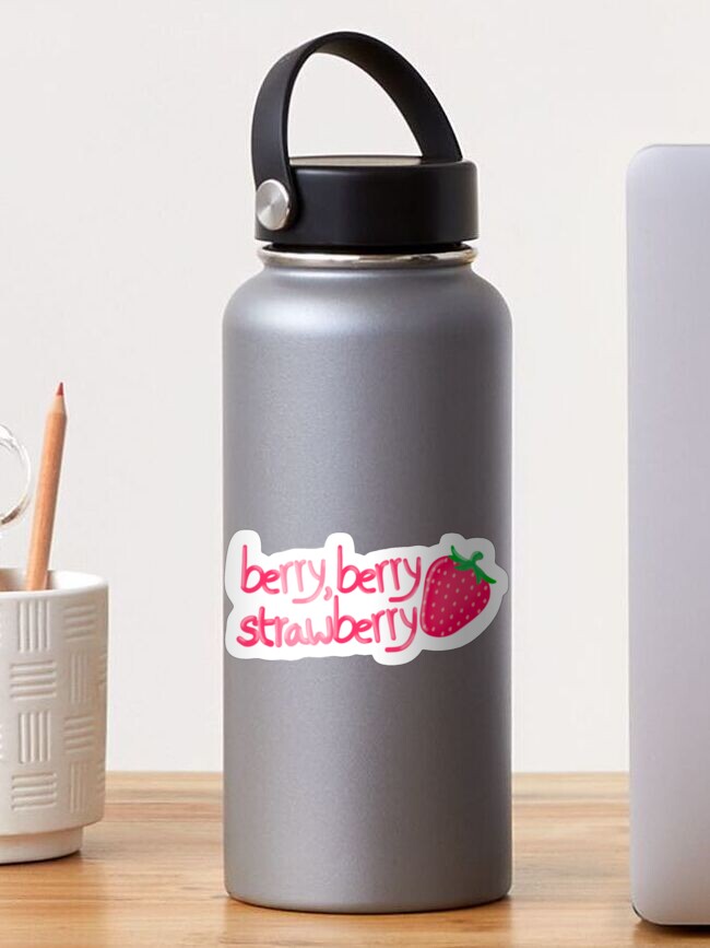 Thumbnail 1 von 3, Sticker, J-Hope Erdbeere designt und verkauft von BorahaeSisters7.