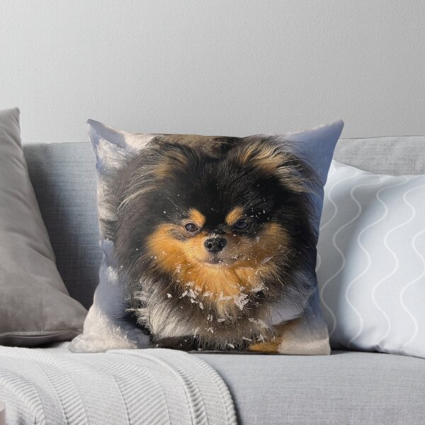 pomeranian dog Throw Pillow