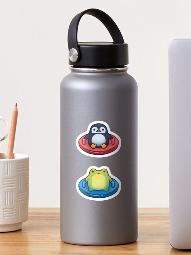 Imagen 1 de 3, Pegatina con la obra Rana y pingüino dibujados a mano, diseñada y vendida por SleddingGame.