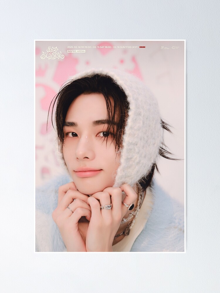 Hyunjin Stray Kids ot8 pink poster 5 o'clock SKZ KPOP