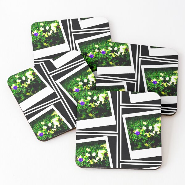 Aperçu de l'œuvre Fleurs sombres créée et vendue par aurora_design_studio.