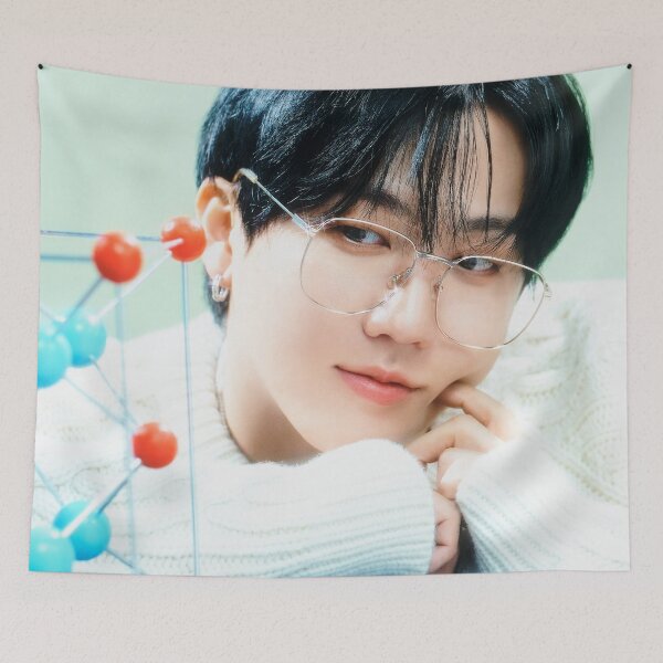 Artikelvorschau, Stray Kids Changbin entworfen und verkauft von lorienskz.