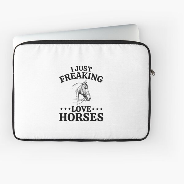Aperçu de l'œuvre J'adore les chevaux Passion équestre pour les amoureux des chevaux et les cavaliers créée et vendue par MouDantArts.