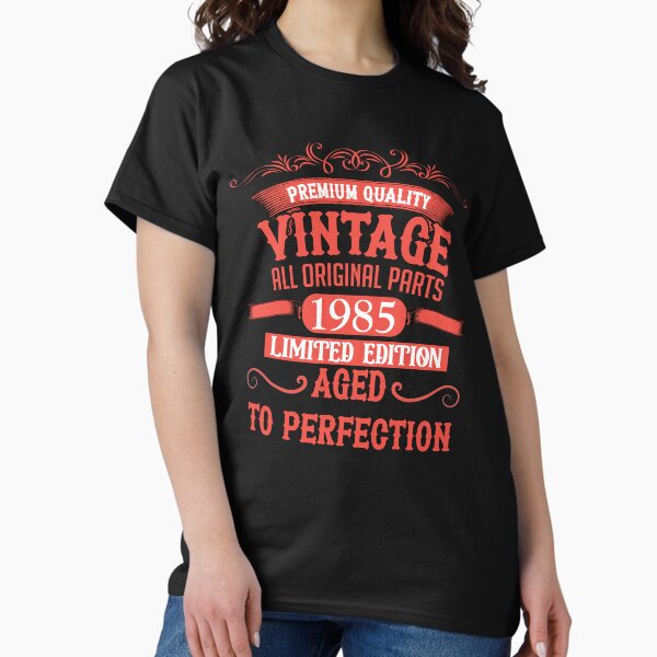 Vista previa del artículo con la obra «Nacido en 1985, envejecido a la perfección. 40 cumpleaños.», diseñado y vendido por Alexaltay.