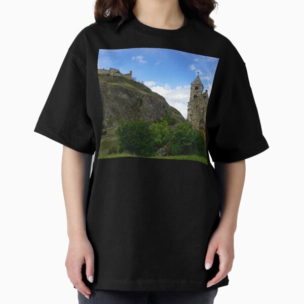Vista previa del artículo con la obra «Castillo De Tourbillon Sitten Suiza», diseñado y vendido por nikawanders.