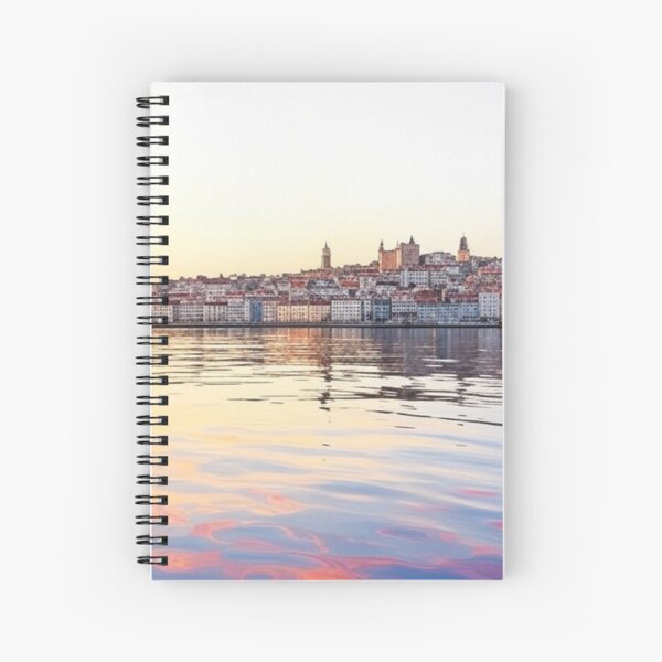 Aperçu de l'œuvre Horizon de Lisbonne Portugal à l'aquarelle créée et vendue par placesonearth.