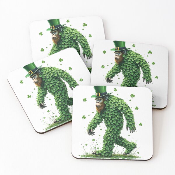 Artikelvorschau, St Patricks Day Bigfoot Tierwelt grünes Kleeblatt entworfen und verkauft von StreetArtPro.
