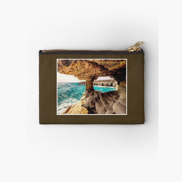 Aperçu de l'œuvre Cape Greco Ayla Napa Chypre : Paysage publicitaire imprimé créée et vendue par posterbobs.