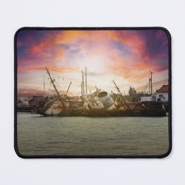 Item preview, Stranded ship designed and sold by luilli.