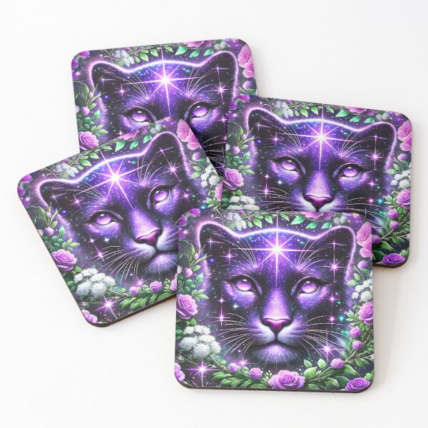 Artikelvorschau, Schwarz lila leuchtet funkelnd schimmernd schimmernd glühend Panther Raubkatze Fantasie Digitalart entworfen und verkauft von EmeraldeaArt.