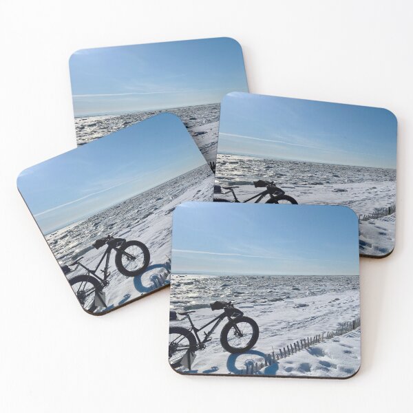 Item preview, winter cycling by the river designed and sold by Catlafond.