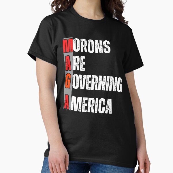 Vista previa del artículo con la obra «Los idiotas del MAGA gobiernan Estados Unidos», diseñado y vendido por LLdreams.